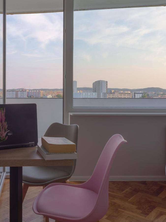 Initium Rooms - Pokoje Na Wynajem - Obroncow Wybrzeza 4D Gdańsk Buitenkant foto
